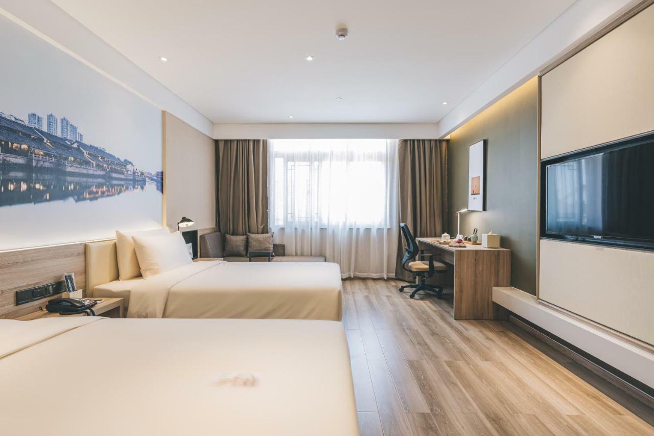Atour Hotel Haining Leather City South Gate Bagian luar foto