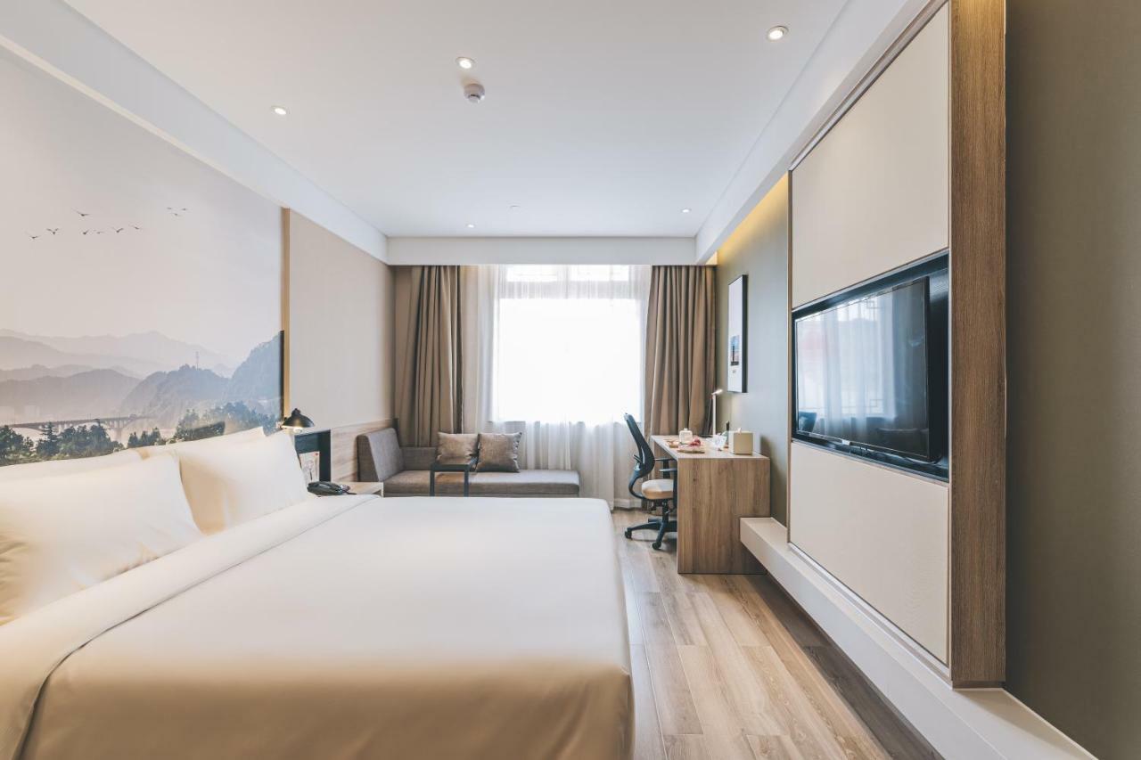 Atour Hotel Haining Leather City South Gate Bagian luar foto