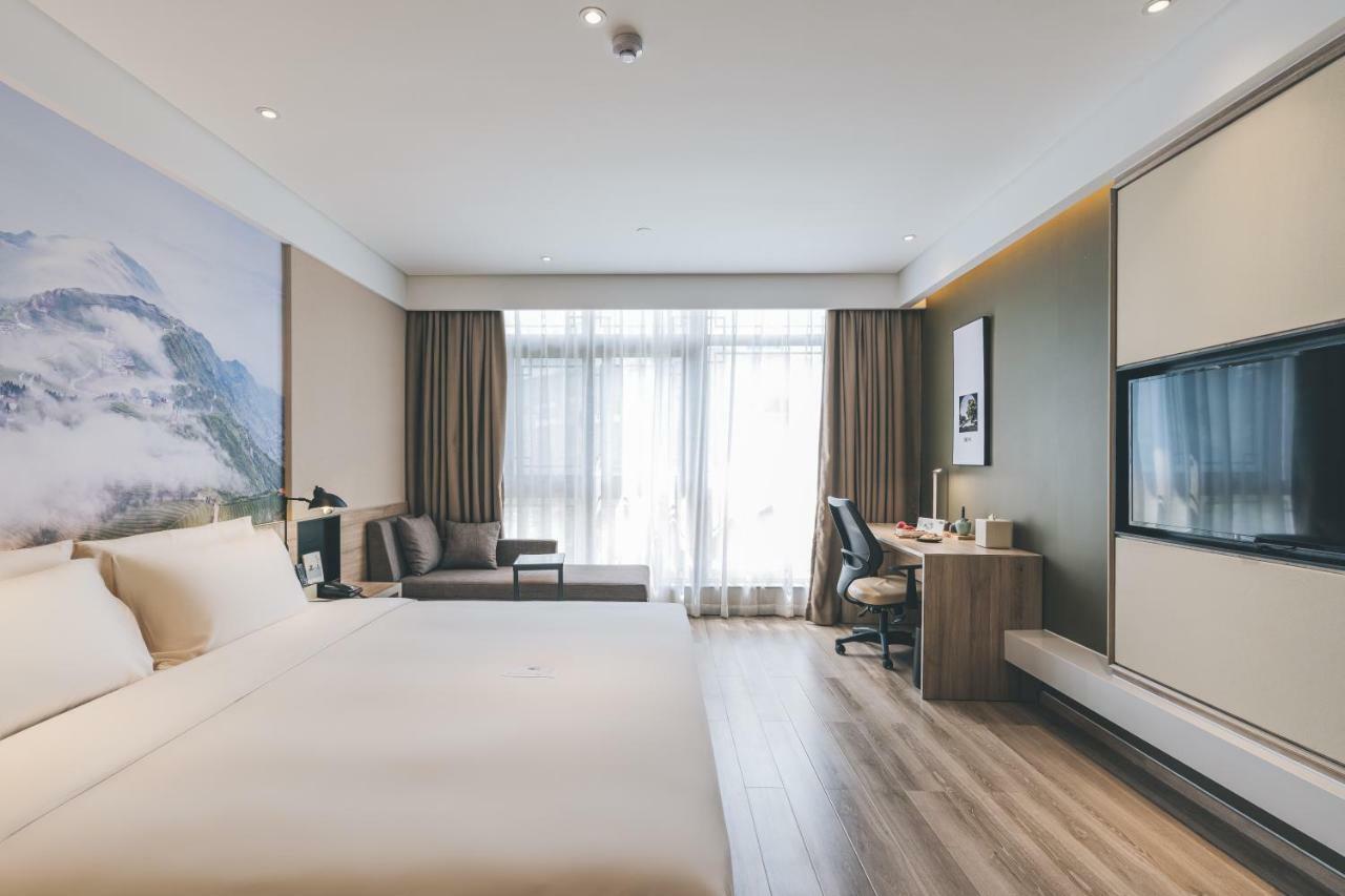 Atour Hotel Haining Leather City South Gate Bagian luar foto