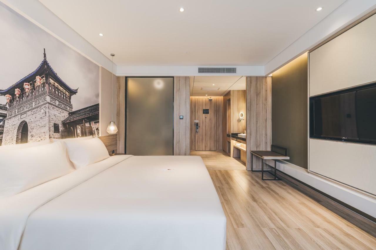 Atour Hotel Haining Leather City South Gate Bagian luar foto