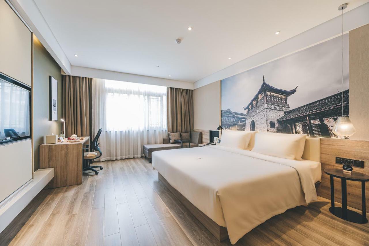 Atour Hotel Haining Leather City South Gate Bagian luar foto